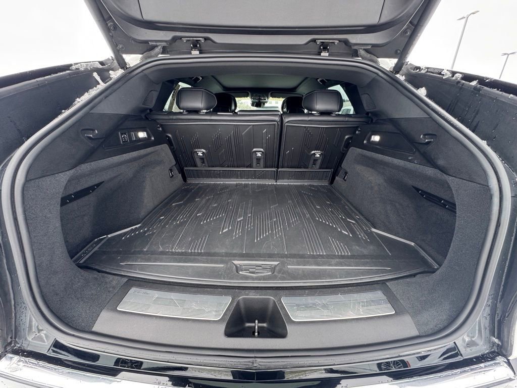 Certified 2024 Cadillac Lyriq Luxury w/ LPO, Floor Liner Package image 15