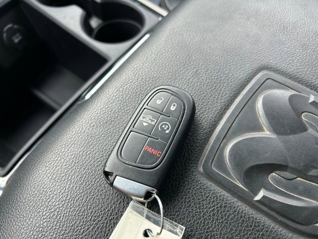 Used 2015 RAM 1500 Laramie w/ Convenience Group image 43