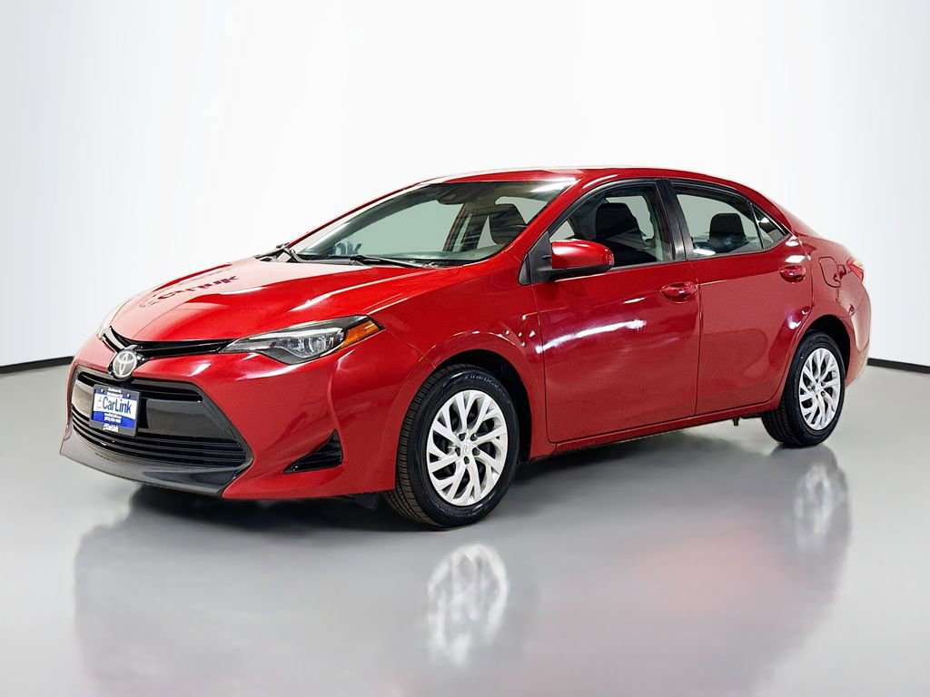Used 2017 Toyota Corolla LE image 3