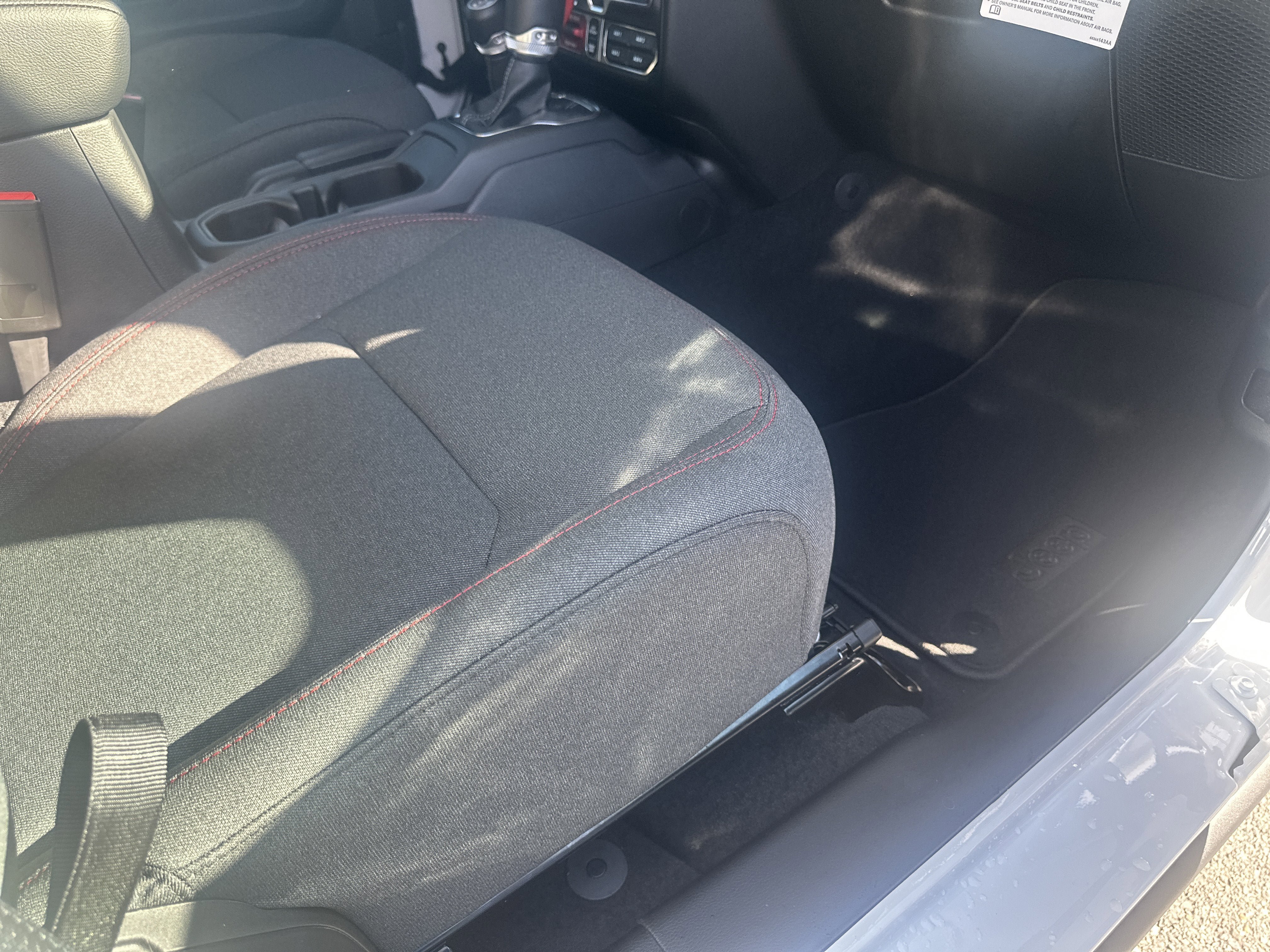 New 2026 Jeep Wrangler Unlimited Rubicon AWD/4WD image 29