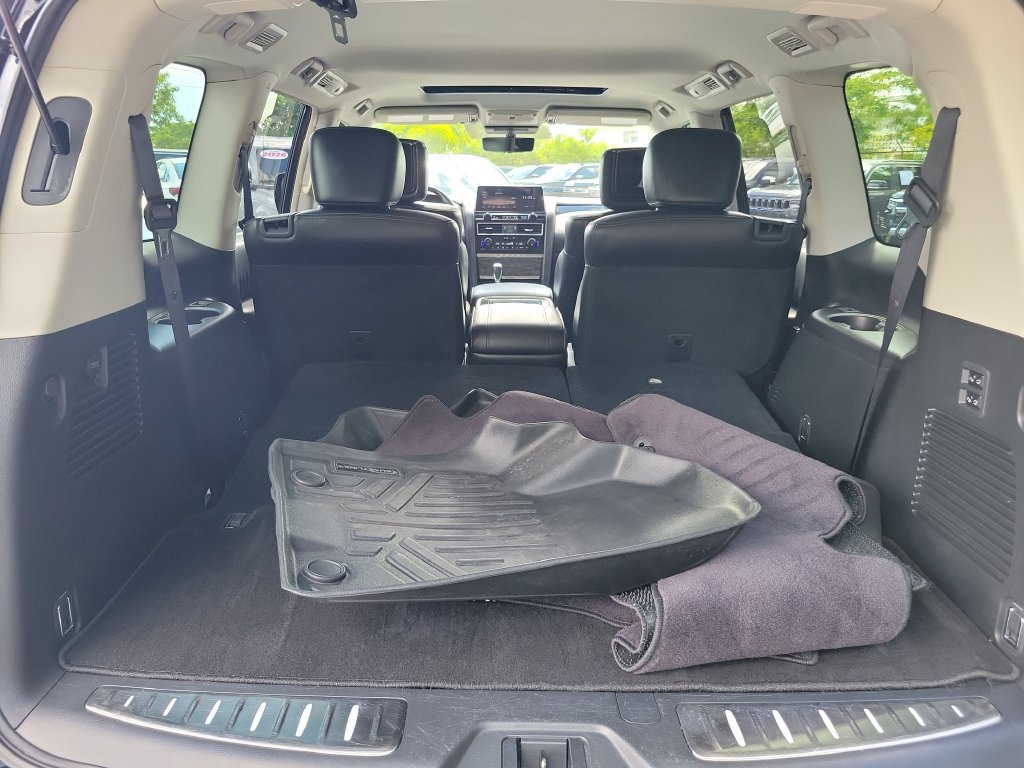 Used 2021 Nissan Armada Platinum w/ Captain's Chairs Package RWD image 11