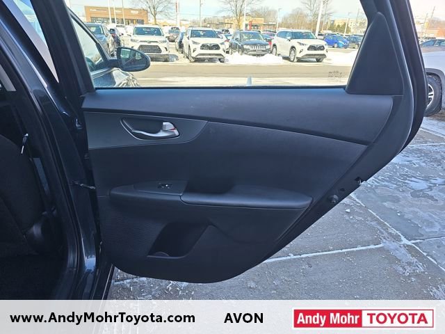 Used 2021 Kia Forte LXS image 28