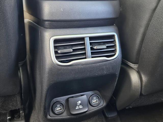 Used 2023 Hyundai Santa Fe Limited image 18