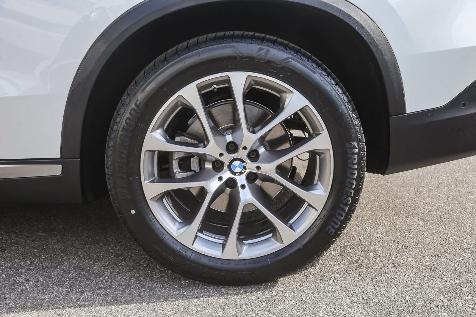 Certified 2024 BMW X5 sDrive40i w/ Premium Package image 8