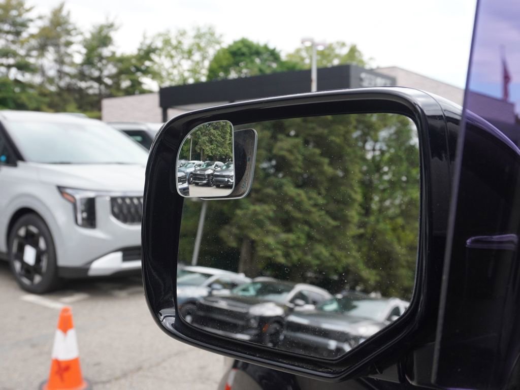 Used 2013 Honda Pilot Touring image 38
