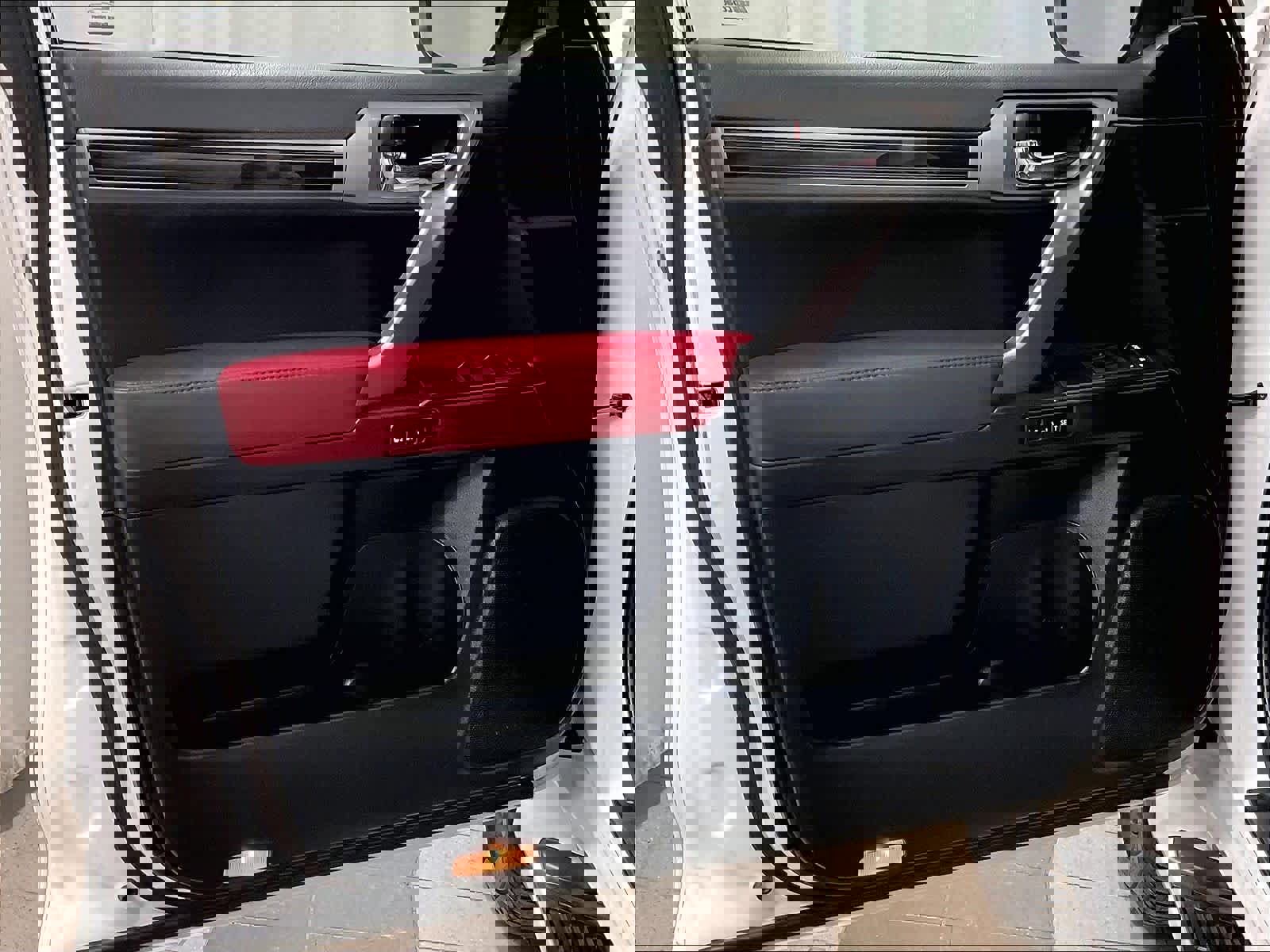 Used 2023 Lexus GX 460 Luxury w/ Sport Design Package image 9