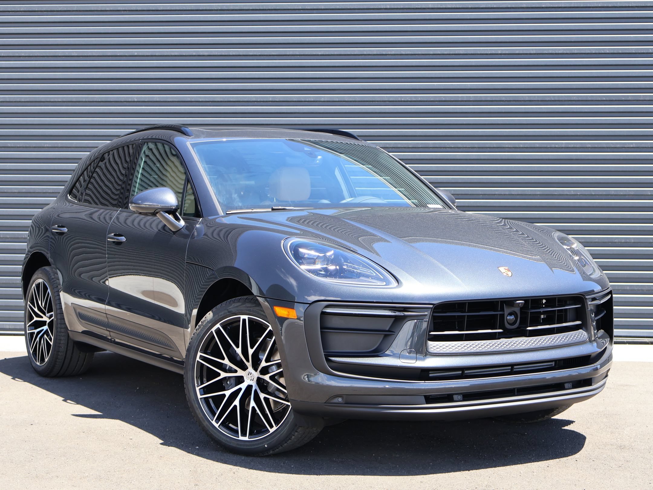 New 2026 Porsche Macan AWD/4WD image 7