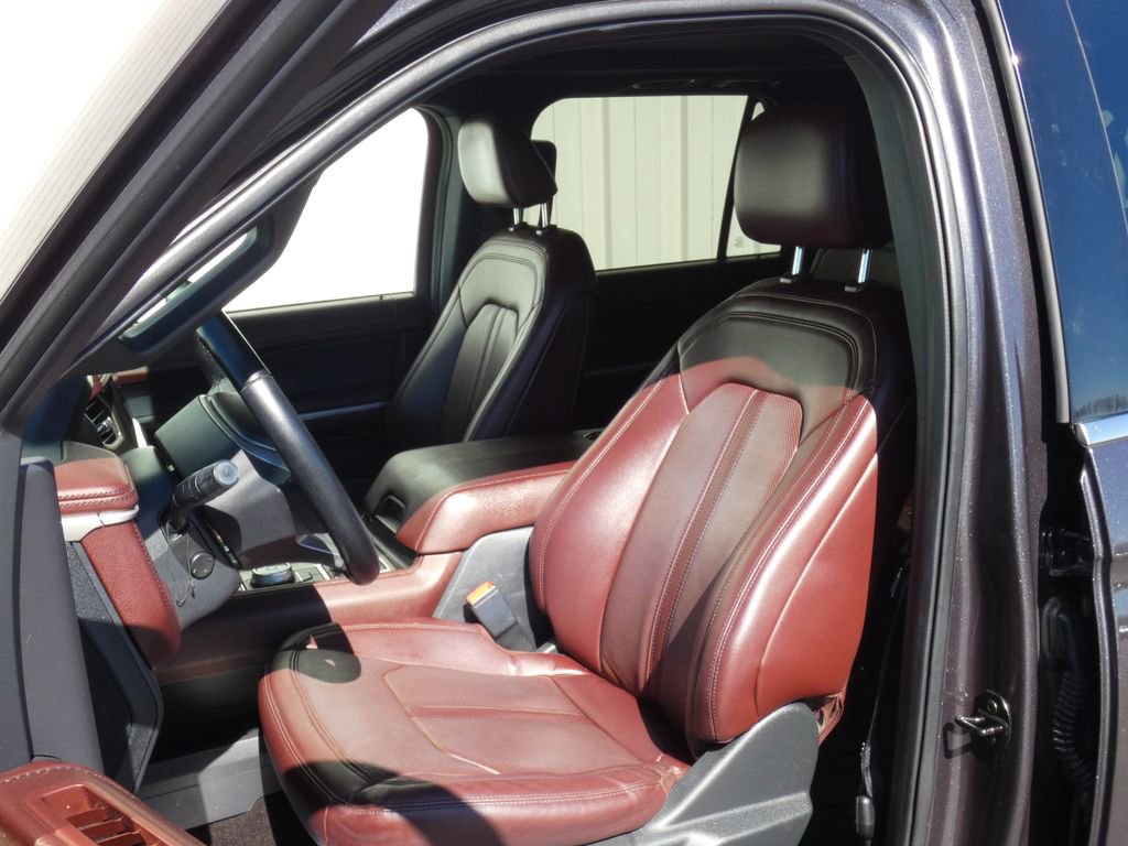 Used 2022 Ford Expedition Max Limited image 7