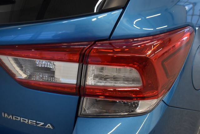 Used 2018 Subaru Impreza 2.0i Premium w/ Eyesight & BSD & Rcta AWD/4WD image 12