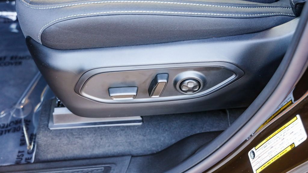 New 2025 Jeep Grand Cherokee Laredo X w/ Luxury Tech Group I image 23