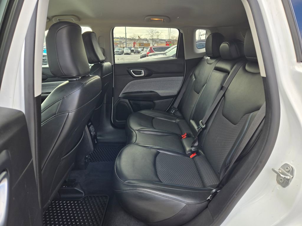 Used 2022 Jeep Compass Latitude w/ Convenience Group image 27