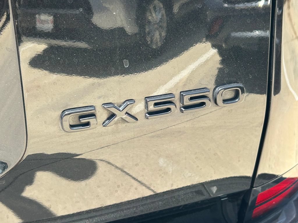 Used 2024 Lexus GX 550 w/ Accessory Package (Z1) AWD/4WD image 13