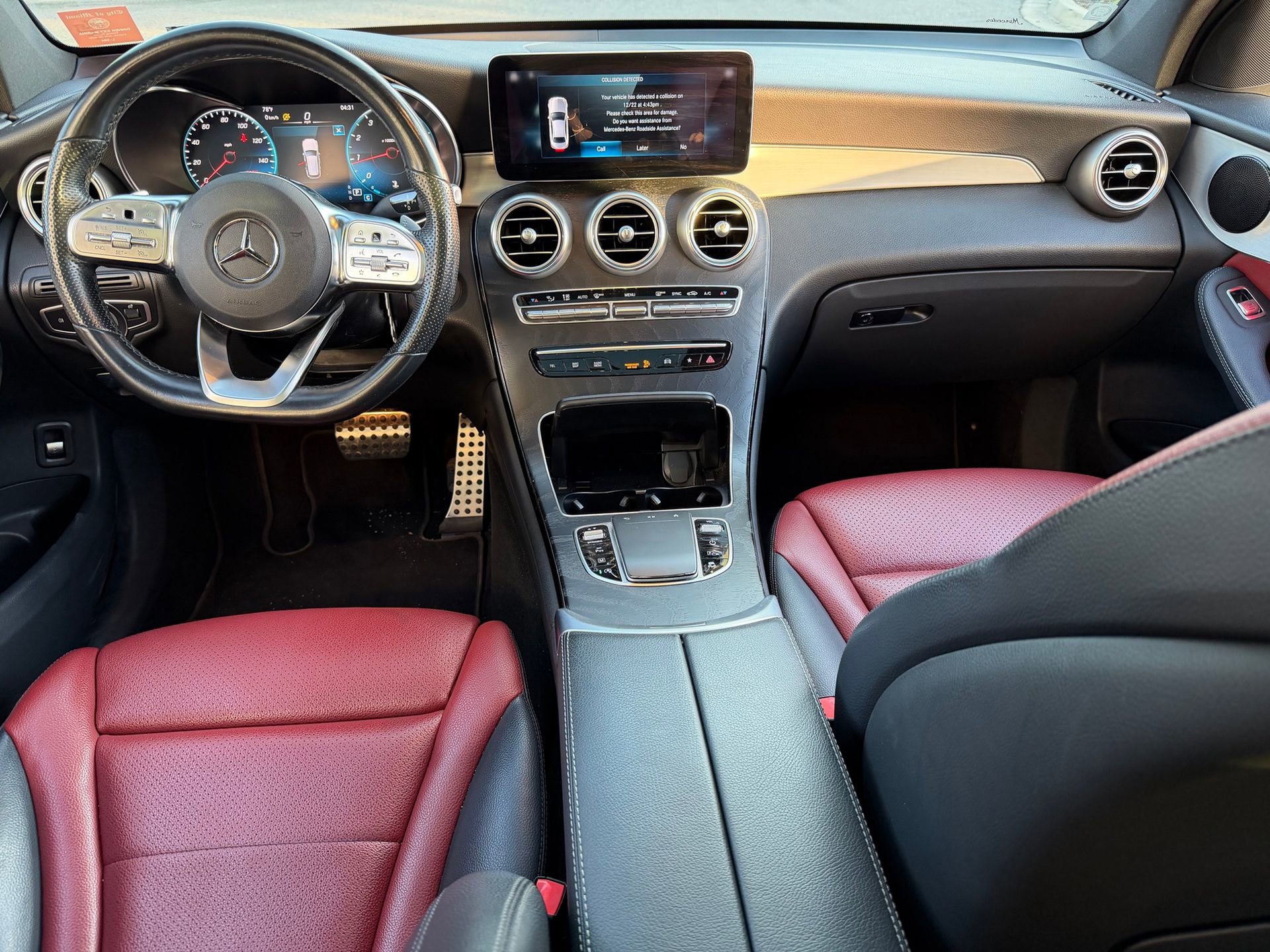 Used 2022 Mercedes-Benz GLC 300 image 4