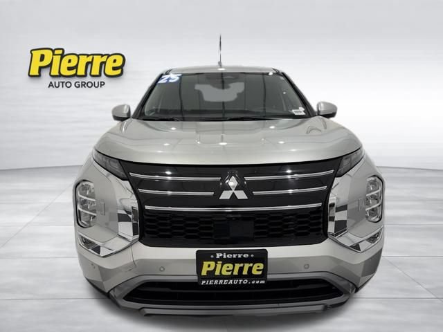 Used 2025 Mitsubishi Outlander SE AWD/4WD image 8