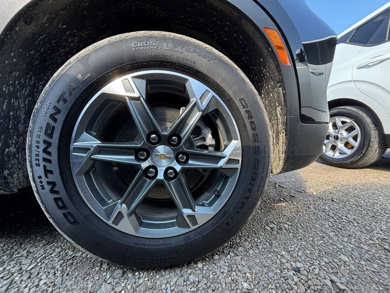 Used 2025 Chevrolet Blazer LT image 32