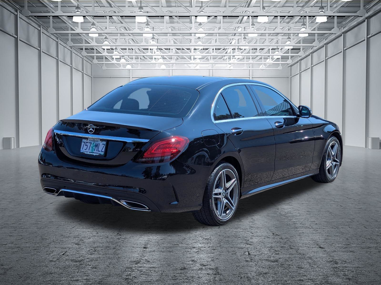 Used 2020 Mercedes-Benz C 300 4MATIC Sedan image 5