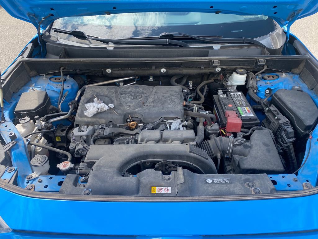 Used 2020 Toyota RAV4 LE FWD image 29