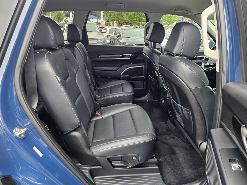 Certified 2024 Kia Telluride S FWD image 27