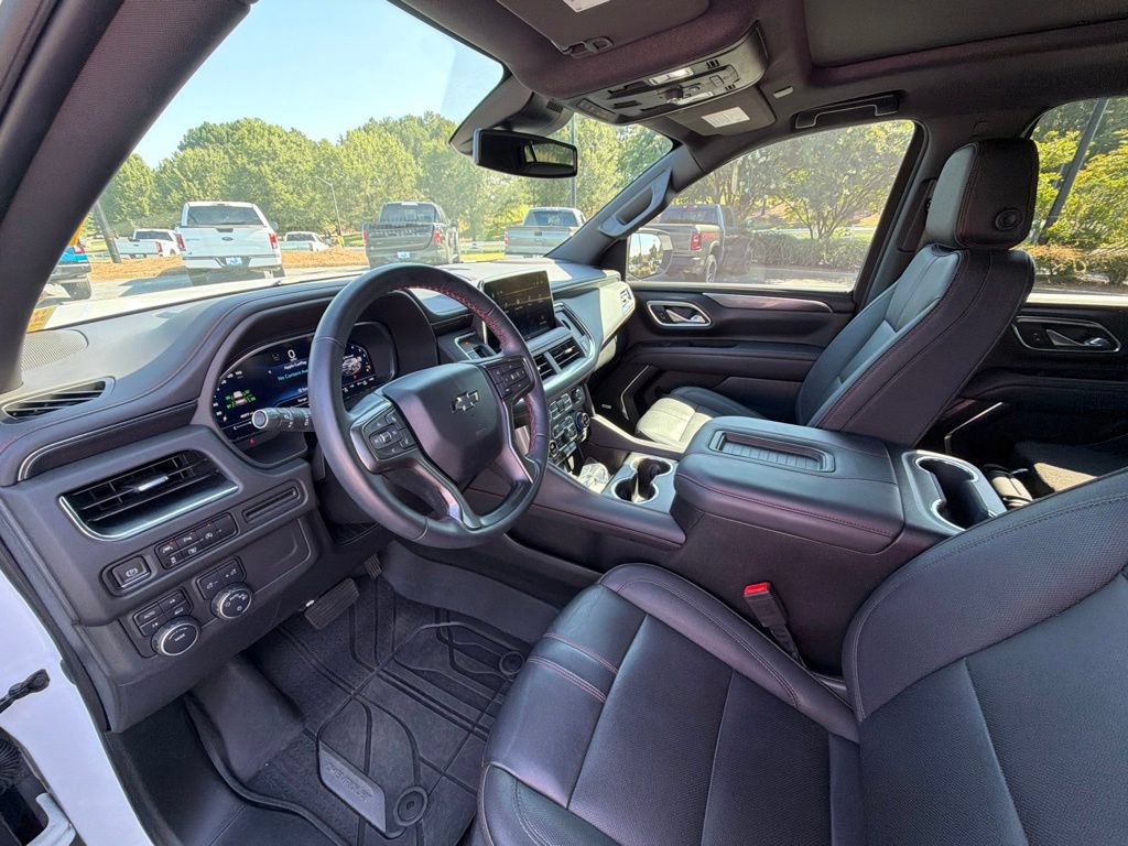 Used 2023 Chevrolet Tahoe RST w/ Luxury Package AWD/4WD image 8