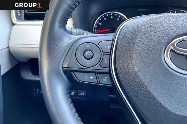 Certified 2019 Toyota RAV4 XLE Premium FWD image 24