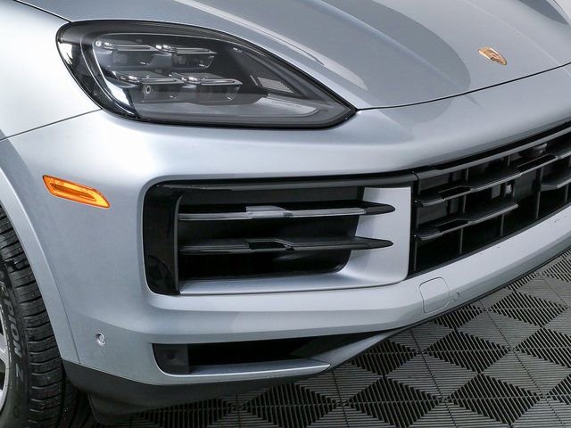 New 2026 Porsche Cayenne image 39