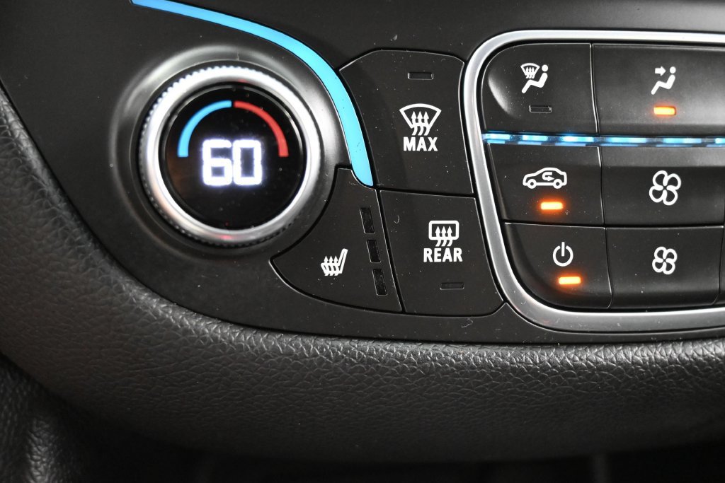 Used 2019 Chevrolet Equinox Premier AWD/4WD image 12
