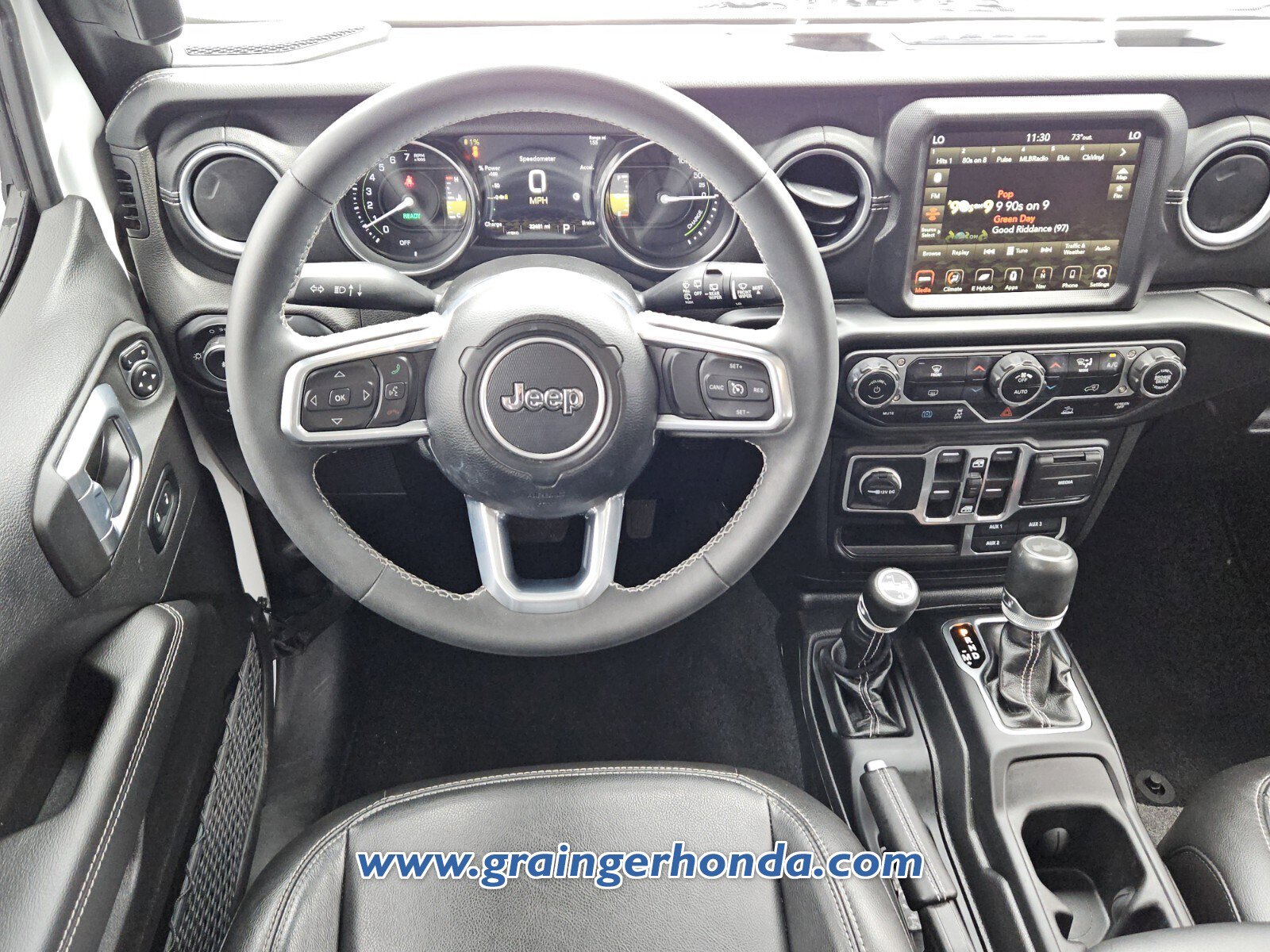 Used 2023 Jeep Wrangler Unlimited Sahara AWD/4WD image 12
