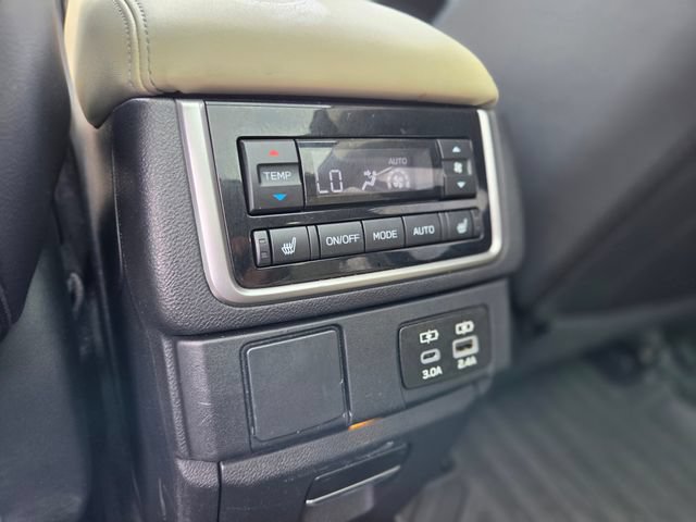 Used 2024 Subaru Ascent Limited w/ Technology Package AWD/4WD image 33
