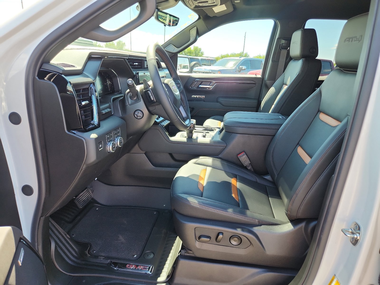 New 2026 GMC Sierra 1500 AT4 w/ AT4 Premium Package image 12