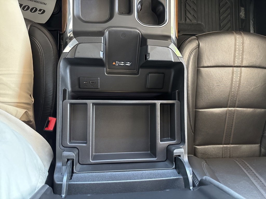 Used 2022 Chevrolet Silverado 1500 High Country w/ High Country Premium Package image 29