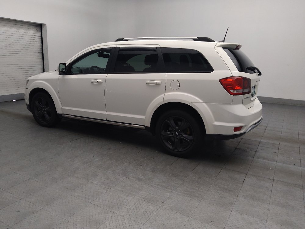 Used 2019 Dodge Journey Crossroad FWD image 3