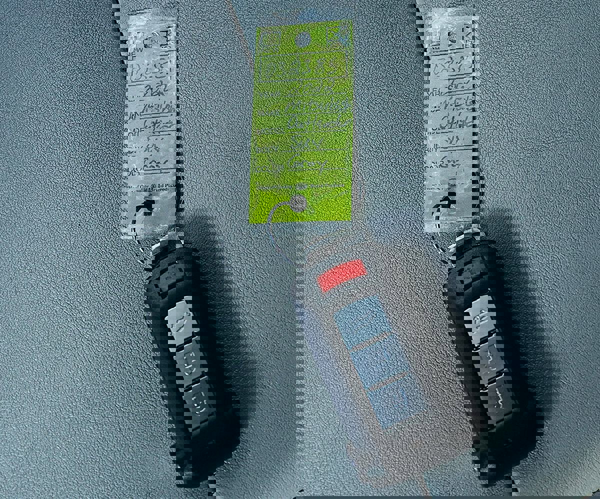 Used 2022 Mitsubishi Outlander SEL image 64