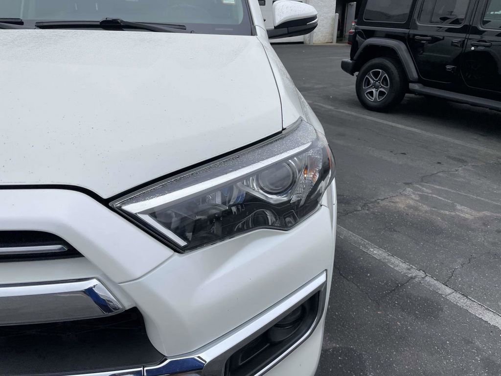 Used 2020 Toyota 4Runner Limited AWD/4WD image 13