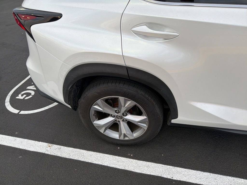 Used 2017 Lexus NX 200t FWD w/ Premium Package image 10