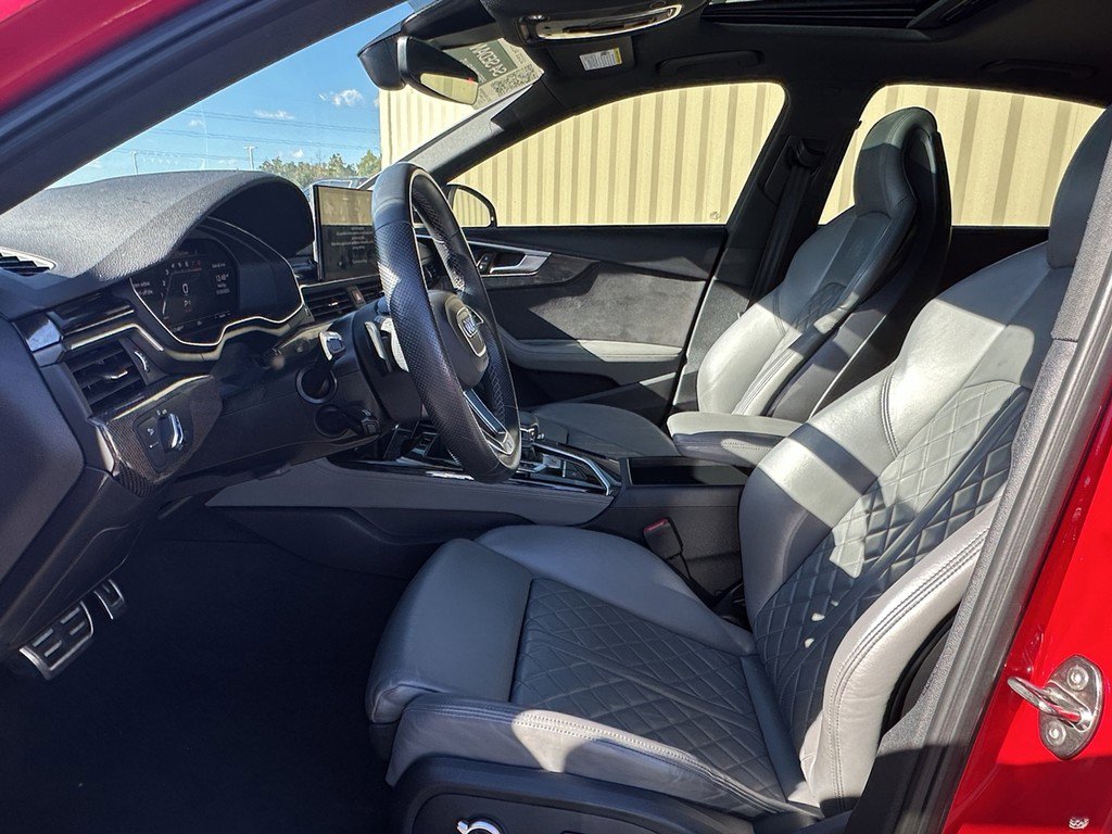 Used 2022 Audi S4 Premium Plus w/ Premium Plus Package image 19