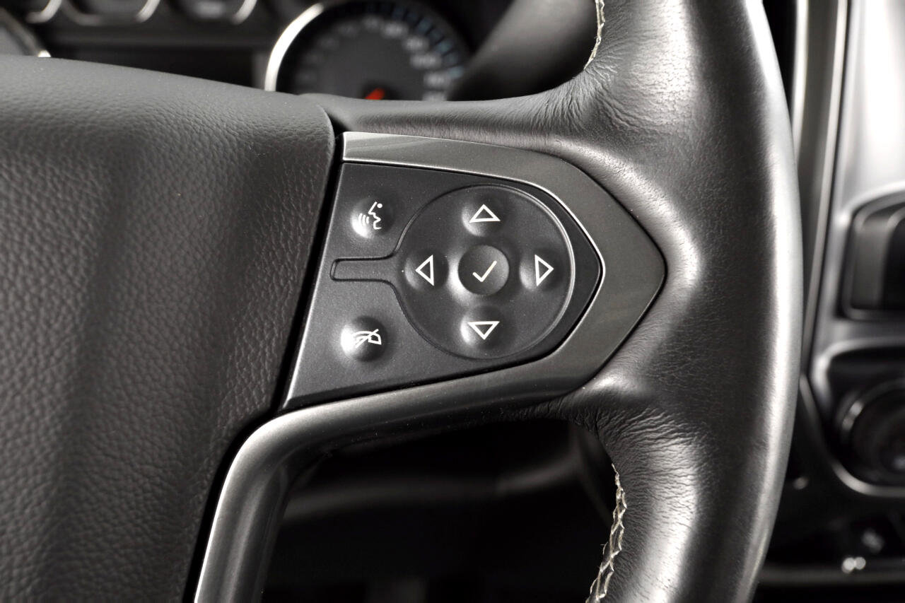 Used 2018 Chevrolet Silverado 2500 LTZ image 15