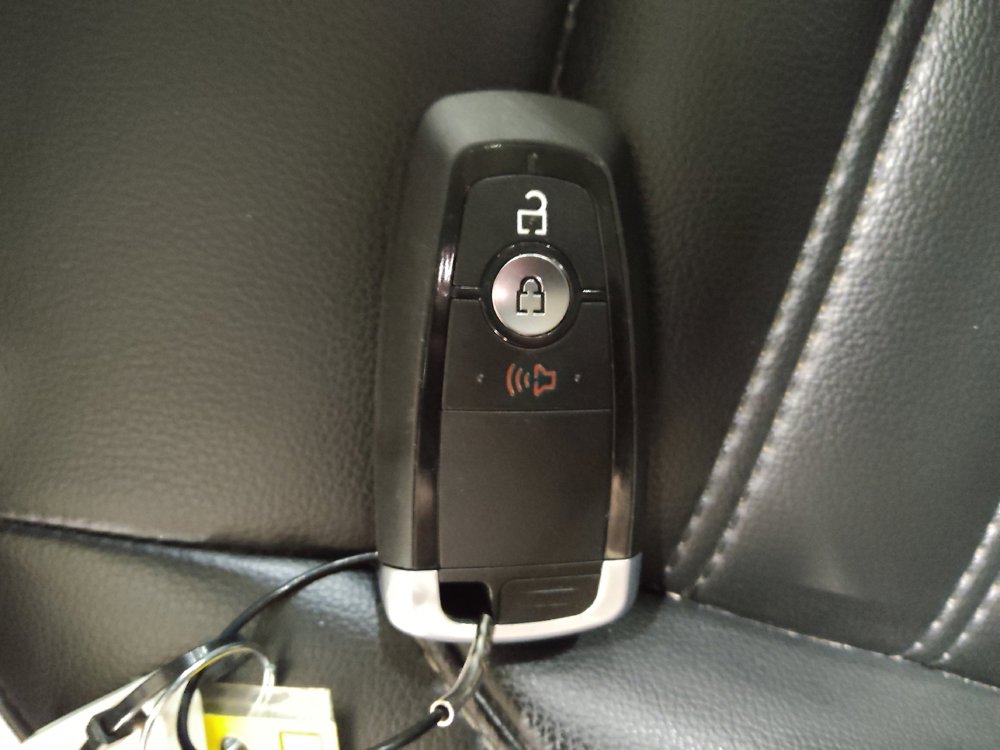 Used 2023 Ford Edge SEL image 32