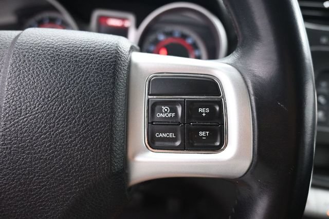 Used 2016 Dodge Journey SE w/ Flexible Seating Group FWD image 25
