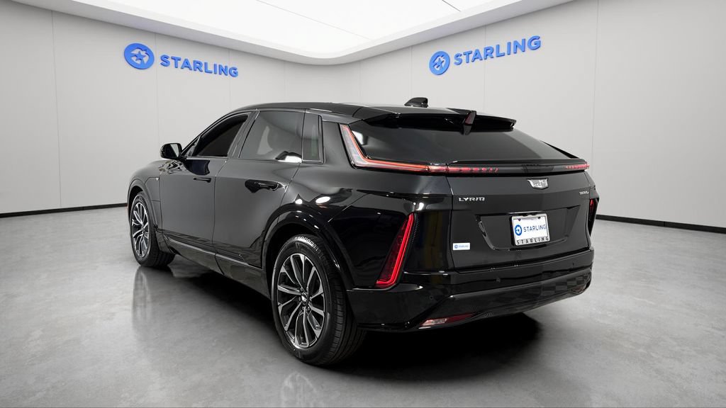 Certified 2024 Cadillac Lyriq Sport w/ LPO, Floor Liner Package AWD/4WD image 5