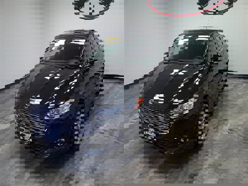 Used 2014 Ford Fusion SE w/ Equipment Group 201A image 6