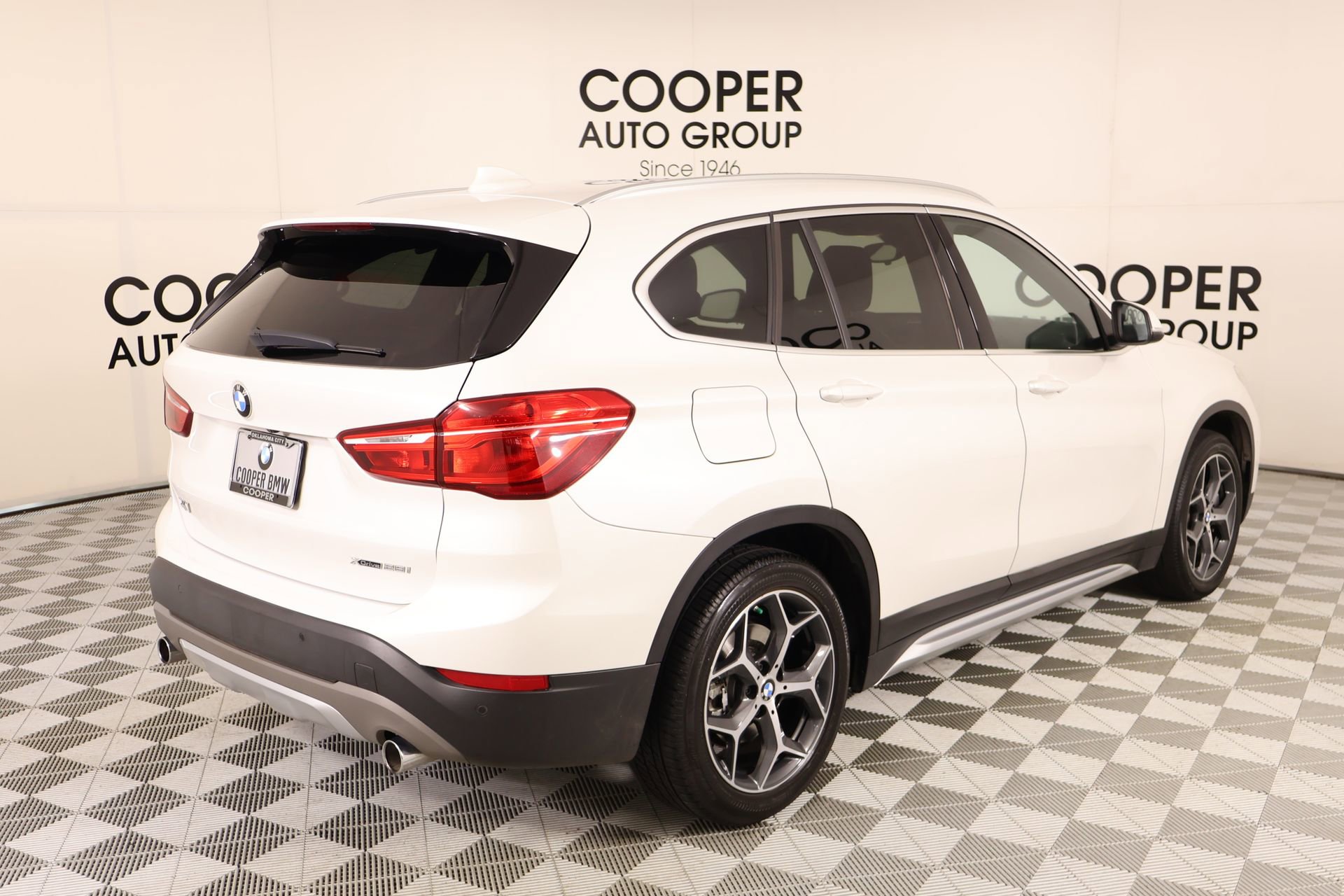 Used 2018 BMW X1 xDrive28i w/ Convenience Package image 22