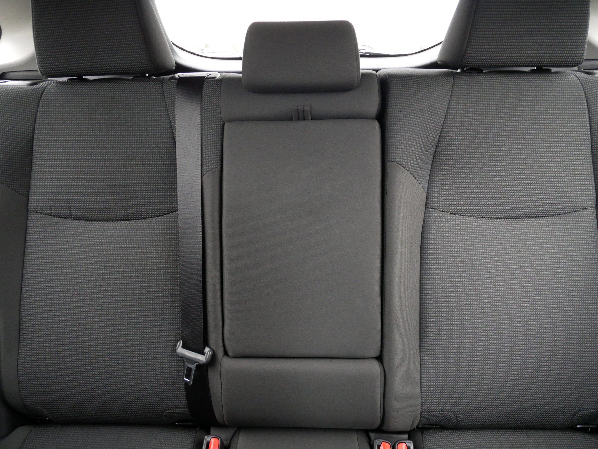 Used 2024 Toyota RAV4 LE AWD/4WD image 14