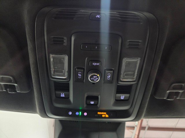 Used 2023 Cadillac Escalade ESV Sport Platinum w/ LPO, ONYX Package image 67