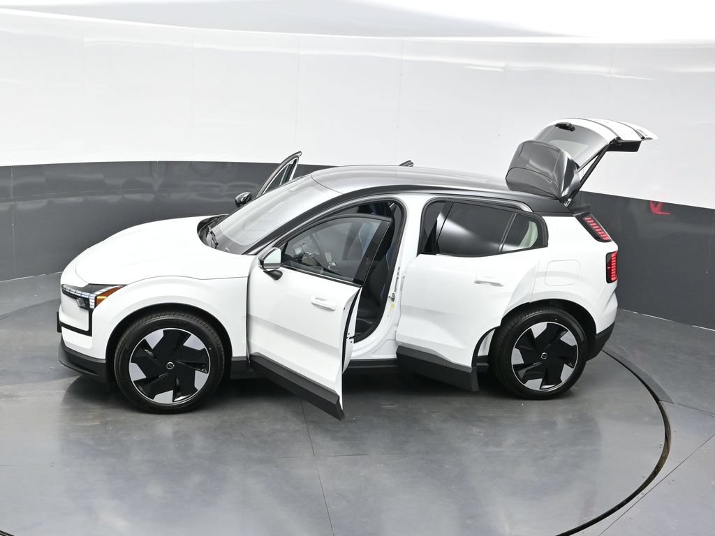New 2026 Volvo EX30 Plus w/ Protection Package Premier AWD/4WD image 39