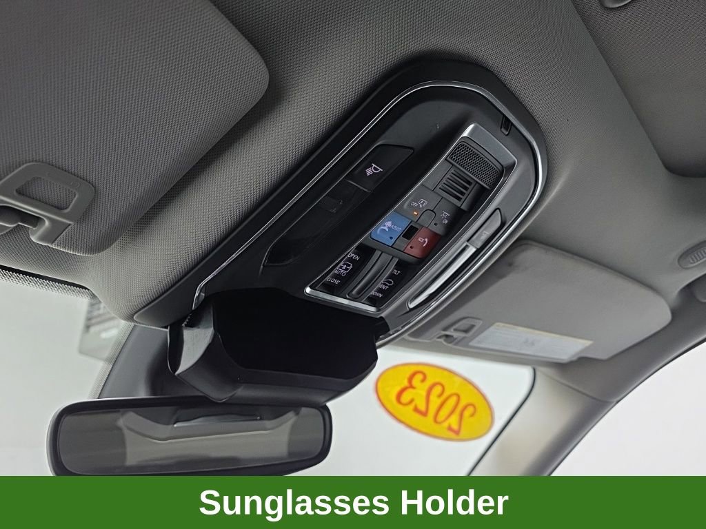 Used 2023 Jeep Grand Cherokee Laredo image 36