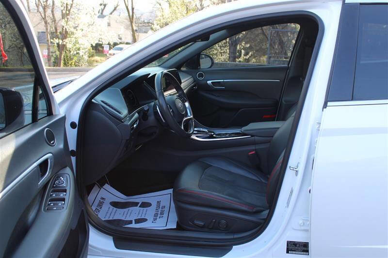 Used 2020 Hyundai Sonata SEL Plus w/ Tech Package FWD image 10
