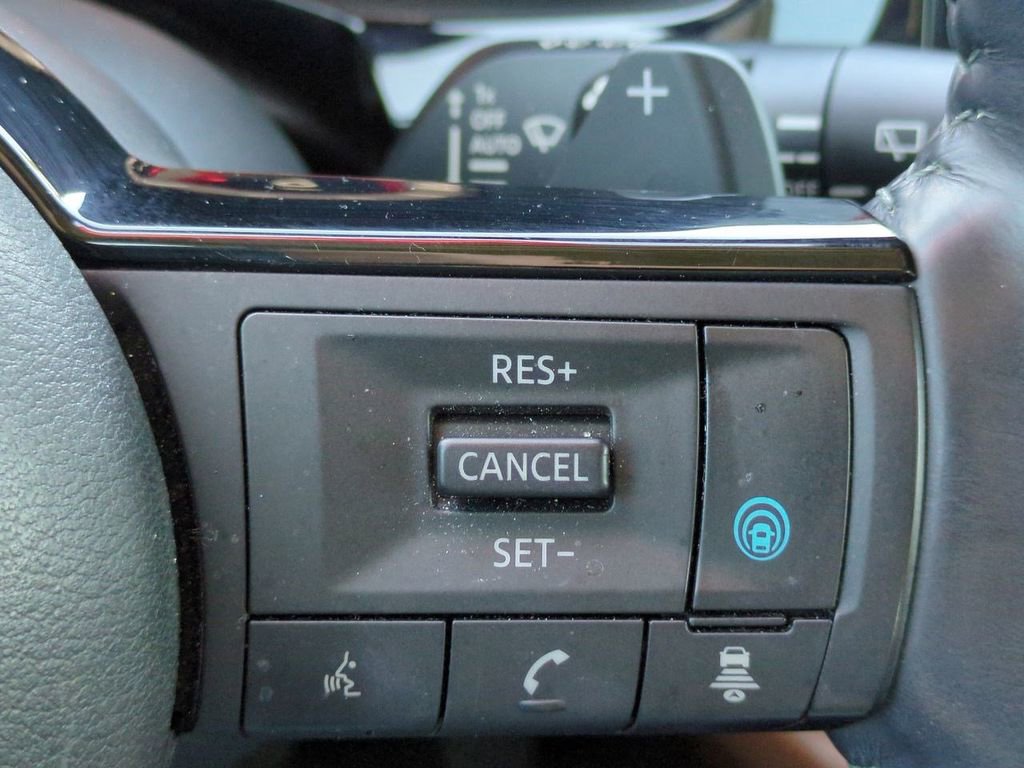 Certified 2022 Nissan Pathfinder Platinum w/ Cargo Package image 28