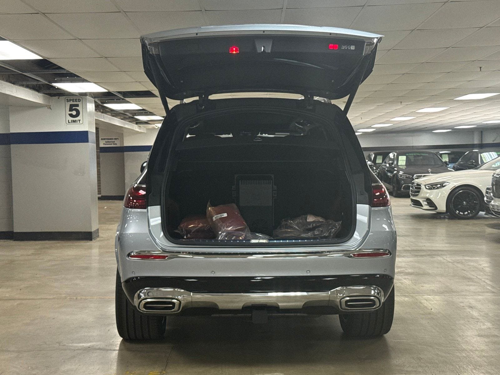 New 2026 Mercedes-Benz Maybach GLS 600 4MATIC image 16