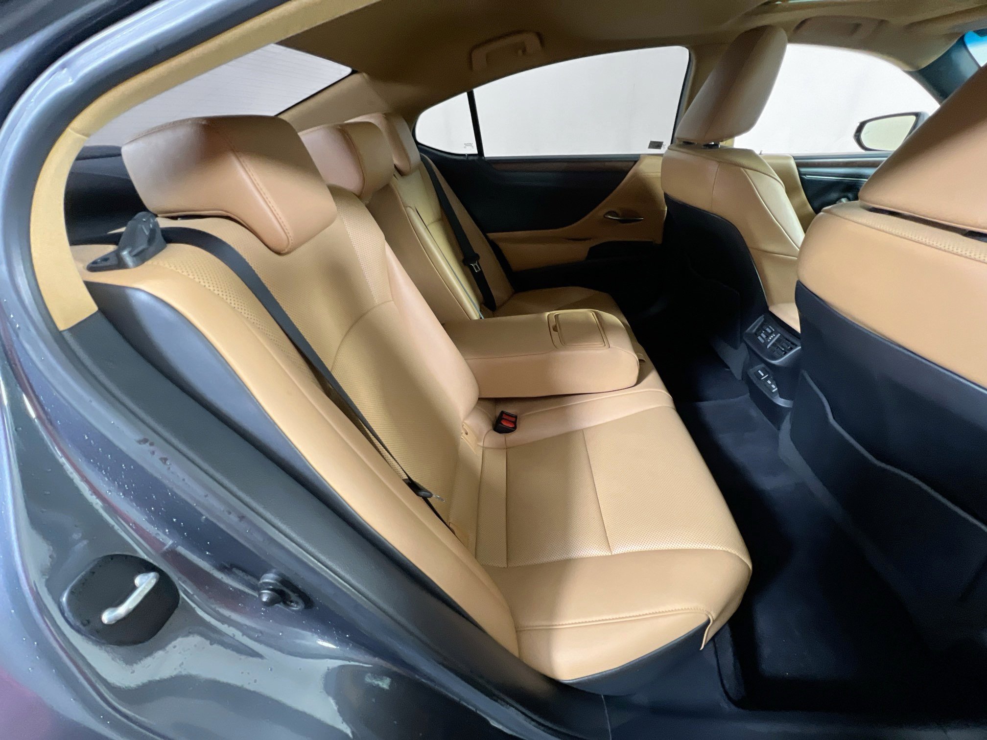 Used 2022 Lexus ES 350 w/ Premium Package image 26