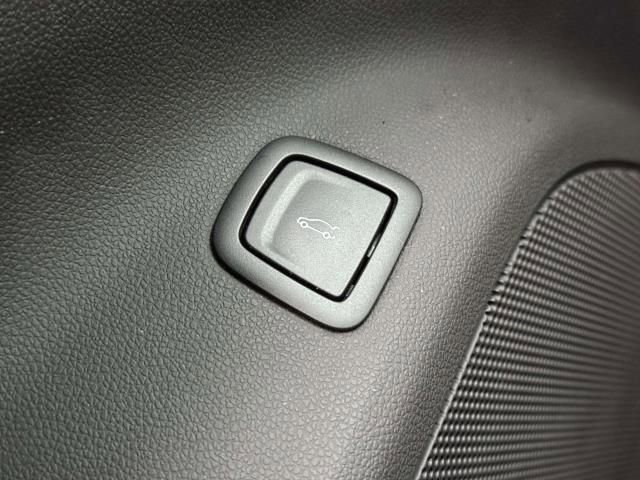 Used 2023 Cadillac CT5 Luxury w/ Sun And Sound Package image 20